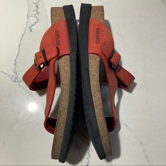 MEPHISTO SZ 40 Helen Leather Toe Wrap  Buckle Comfort Sandals - Picture 10 of 10